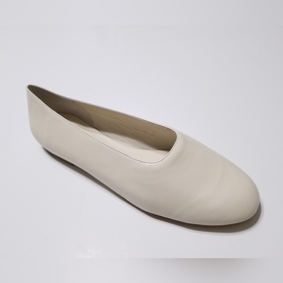 NIB VINCE Women's Maxwell Italian Leather Ballet Flats Glove Shoes in Cream - Picture 9 of 16